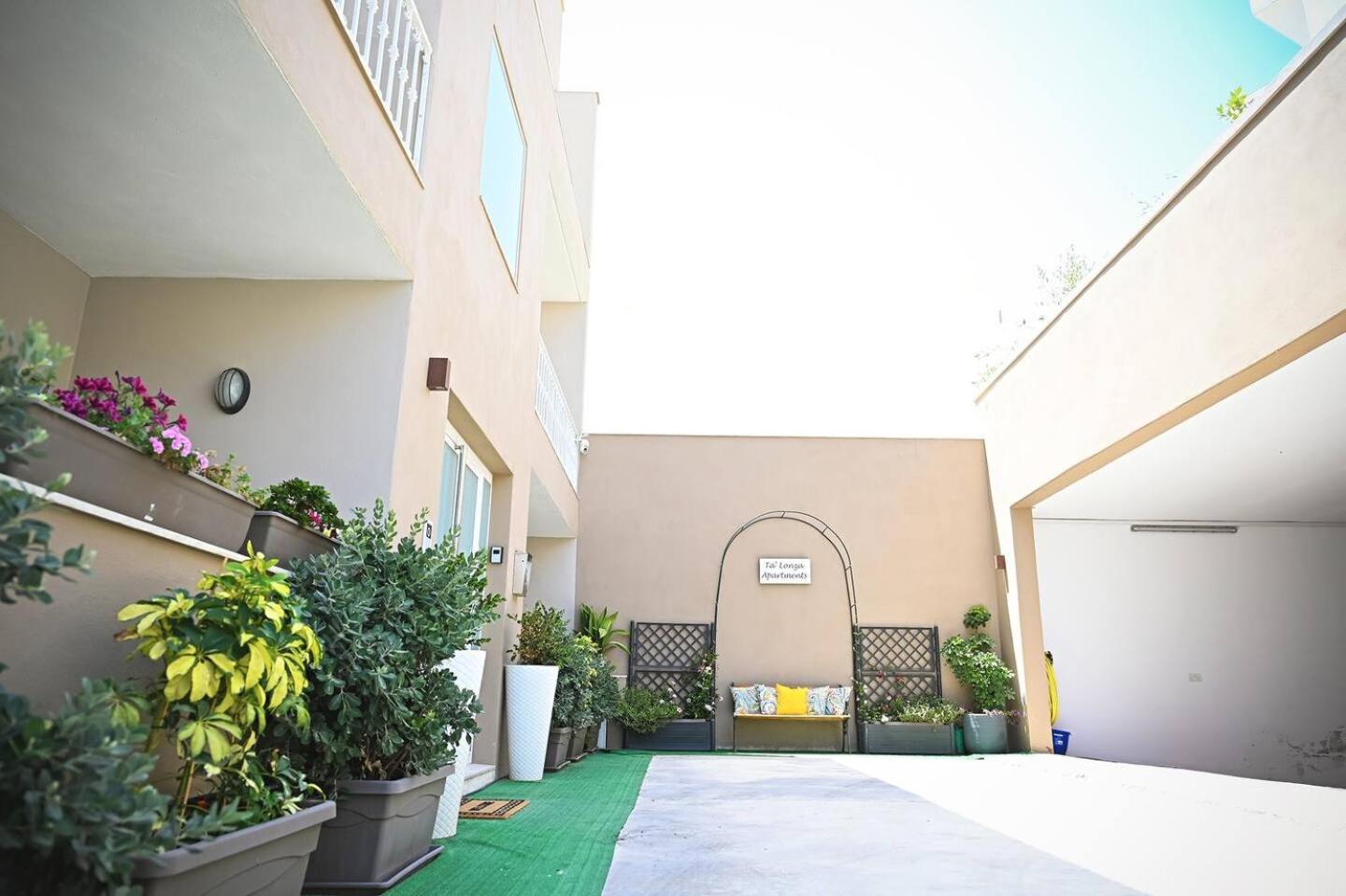 Fl 2 Ta'Lonza Luxury With Hot Tub By Homely Mellieħa Exterior foto