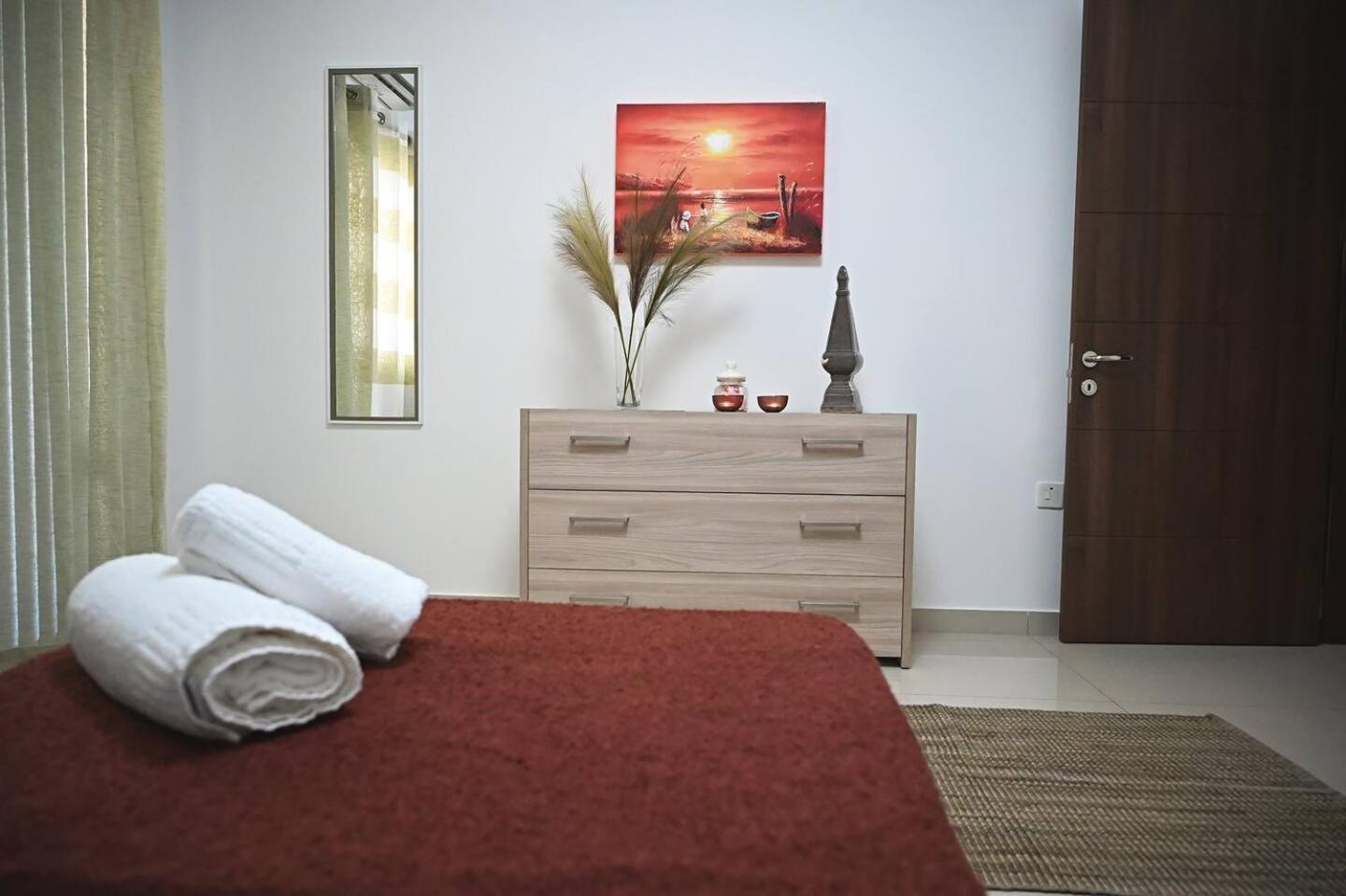 Fl 2 Ta'Lonza Luxury With Hot Tub By Homely Mellieħa Exterior foto